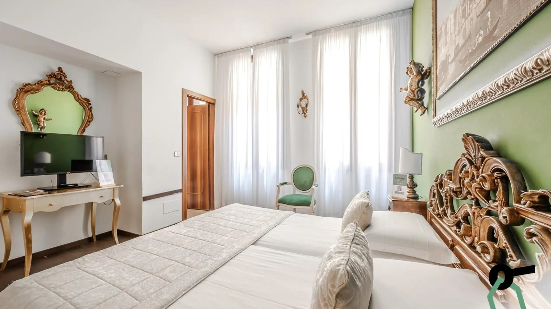Hotiday Room Collection - Venezia Santa Lucia Italy