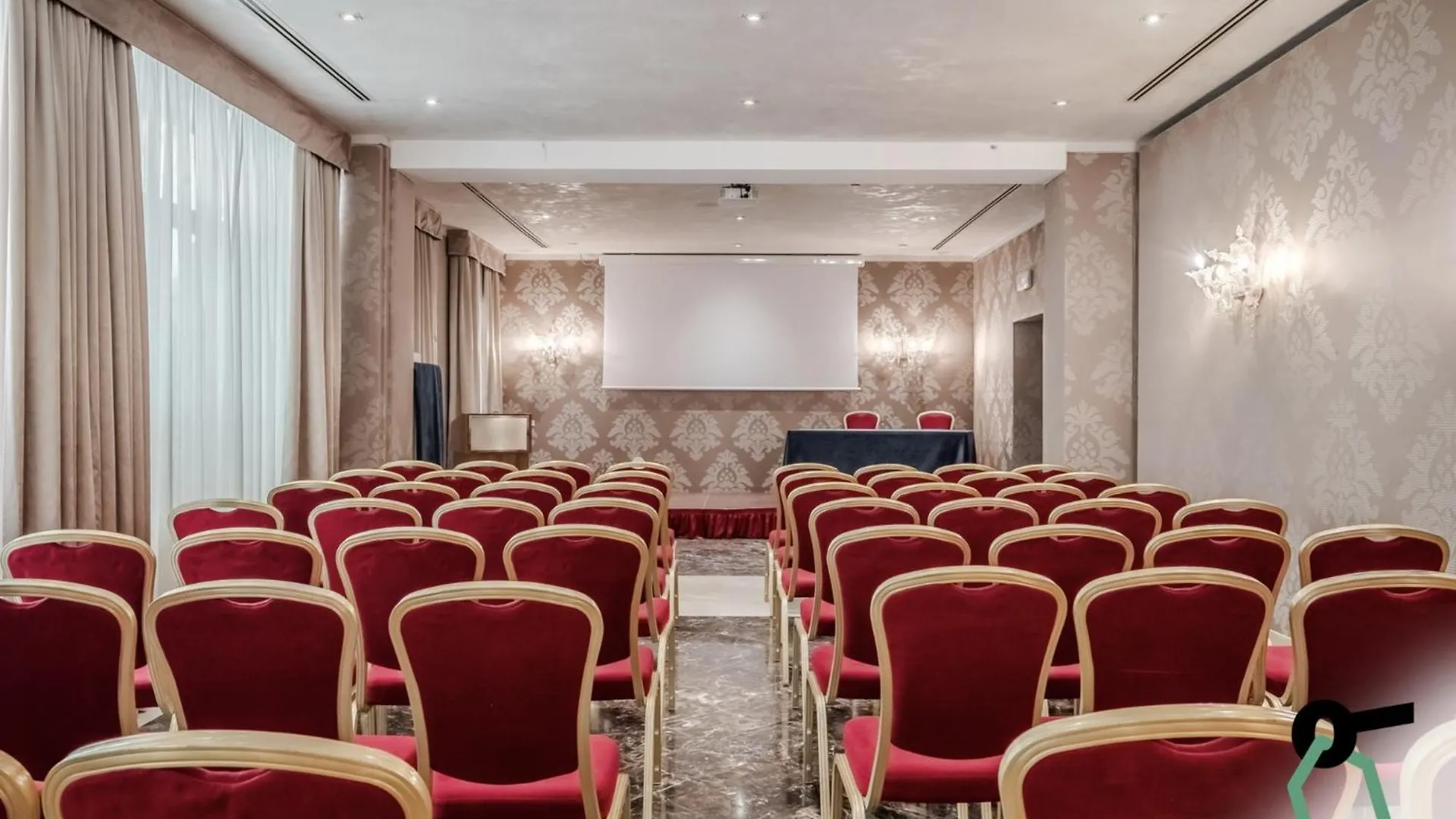 Hotiday Room Collection - Venezia Santa Lucia Hotel Venice